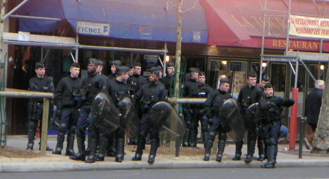 Paris Police 1