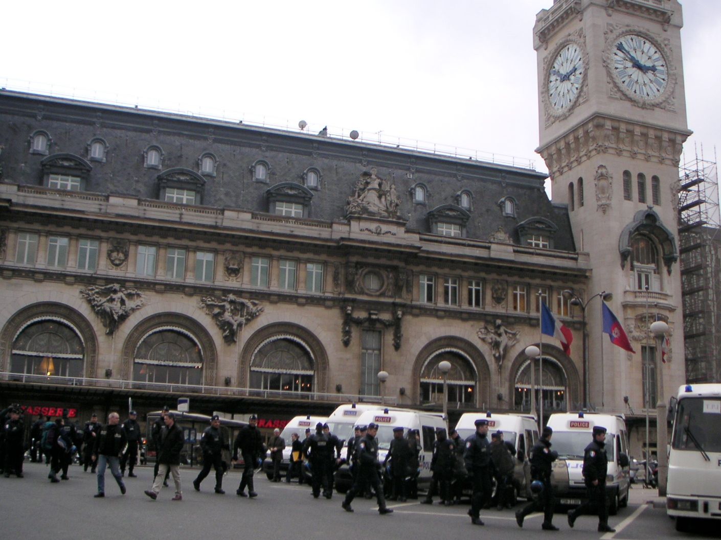 Paris Police 4
