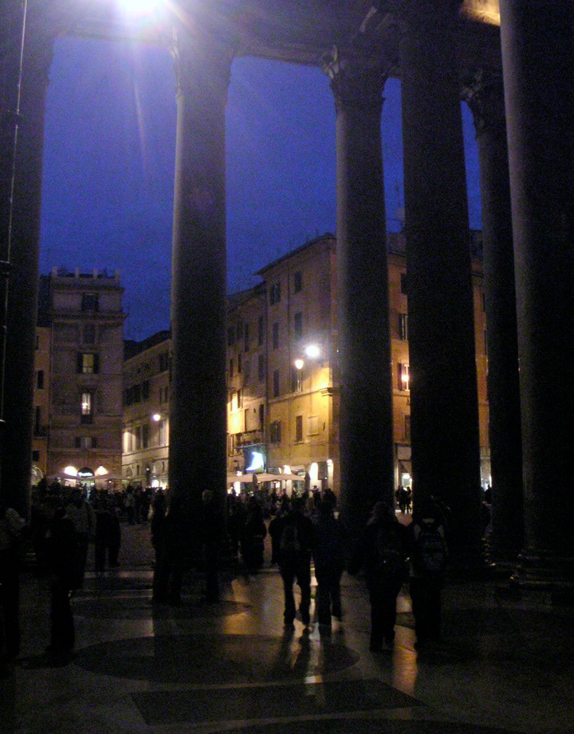 Pantheon: Piazza della Rotonda