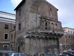 near Piazza Bocca d. Veritas