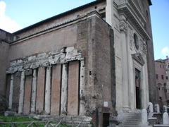near Piazza Bocca d. Veritas