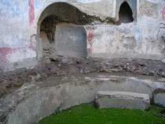Pompei hot tub